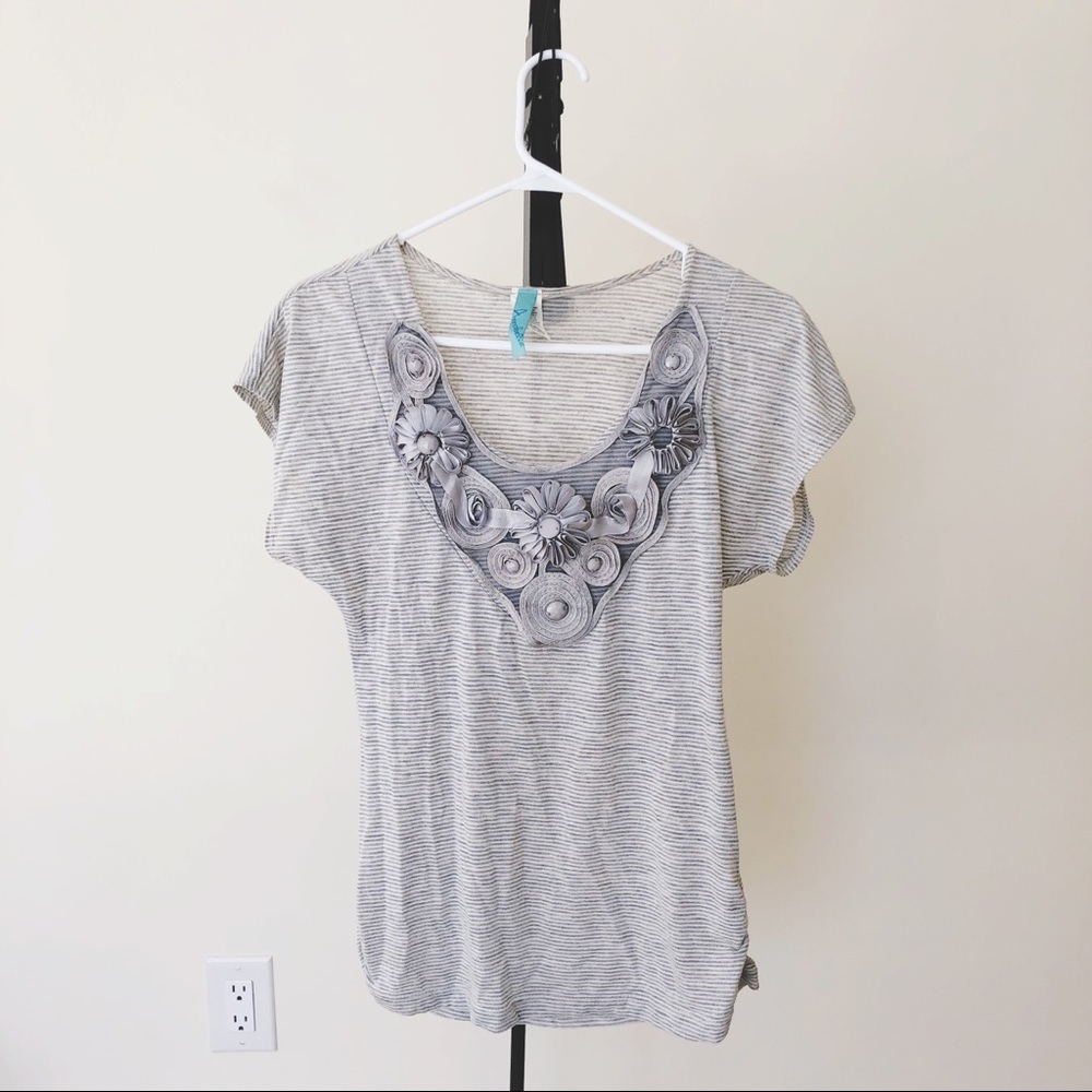 Floral Ribbon Statement Shirt